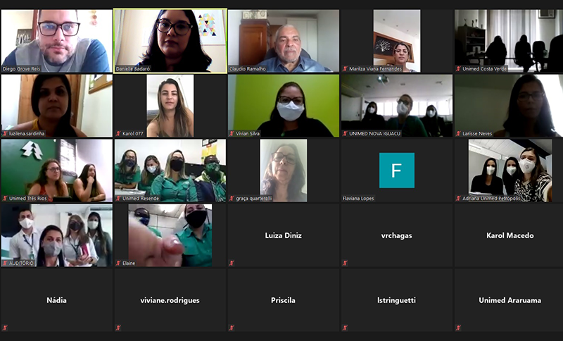 Treinamento da ferramenta Consultoria Web em Especialidades Médicas tem início