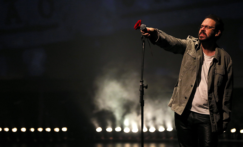 ‘Renato Russo – O Musical’ celebra 15 anos em curta temporada