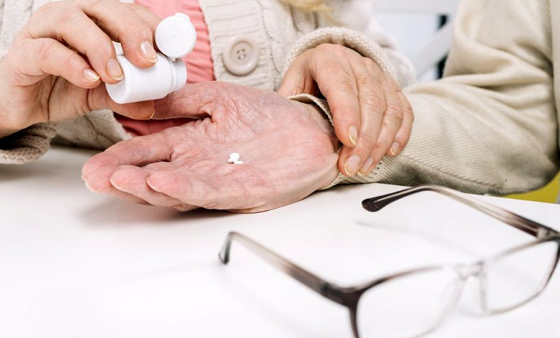 Após 18 anos, novo remédio para Alzheimer é aprovado