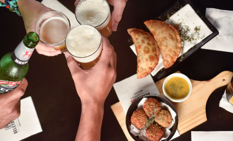 Estabelecimentos no Rio oferecem descontos para vacinados