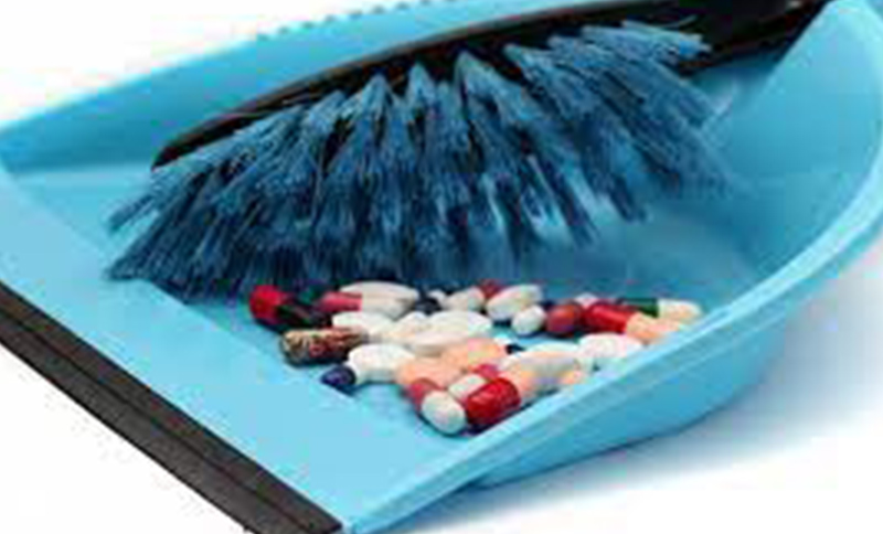 Aprenda a descartar remédios da forma correta