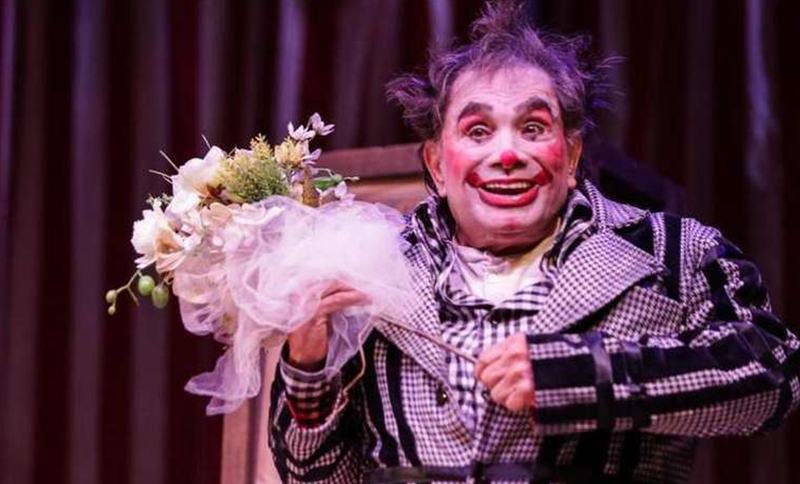 Dedé Santana monta picadeiro no RJ com cinema, circo e teatro 0800