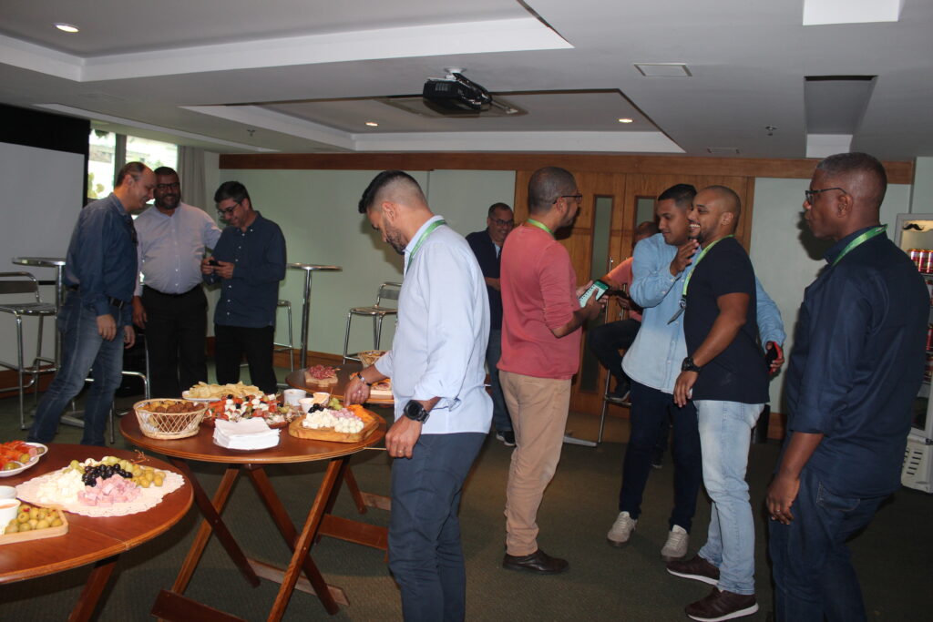 Ação do Dia dos Pais interna gera momentos de descontração