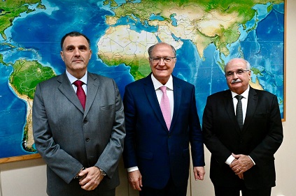 Vice-presidente da República recebe Unimed do Brasil em Brasília para discutir possíveis parcerias com o Sistema 