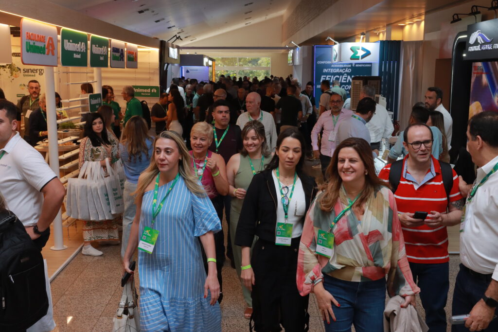 Feira de Negócios do 32º SUERJ: Inovações e parcerias fortalecem o cooperativismo de saúde 